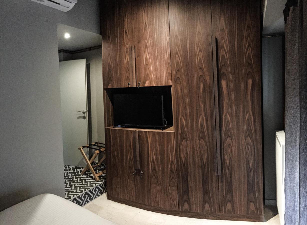 Boutique Homes Волос Екстериор снимка