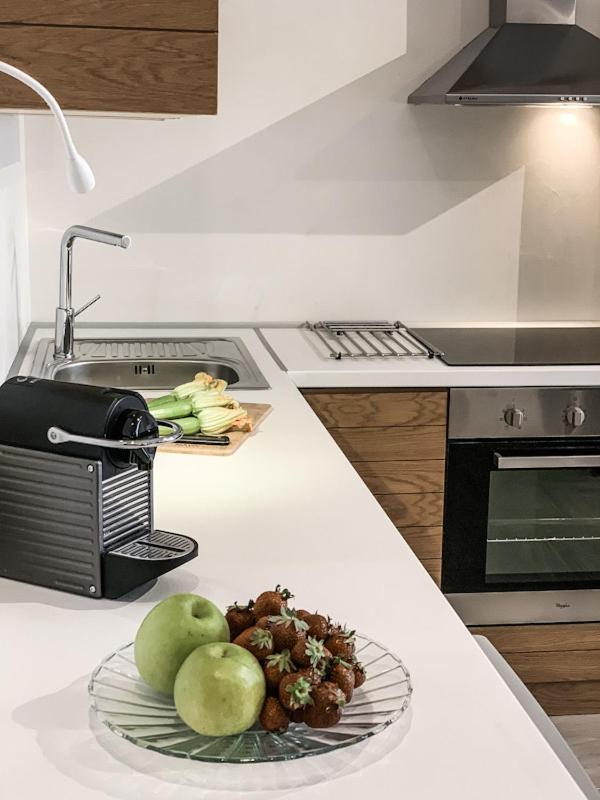 Boutique Homes Волос Екстериор снимка