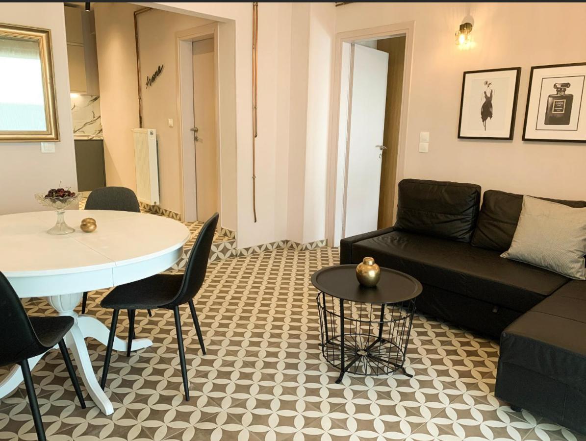 Boutique Homes Волос Екстериор снимка