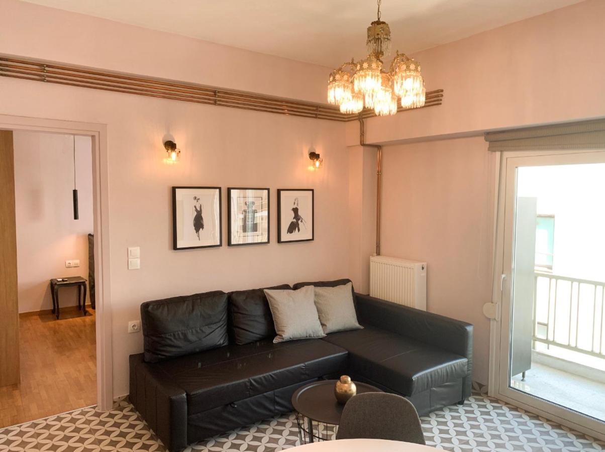 Boutique Homes Волос Екстериор снимка